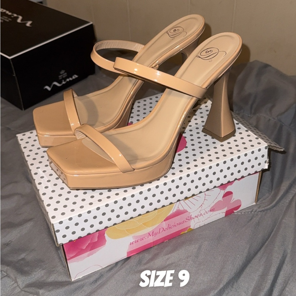 Nina Women's Nude Heeled Sandals